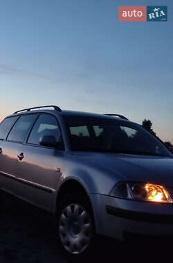 Универсал Volkswagen Passat 2003 в 