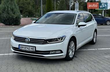 Универсал Volkswagen Passat 2017 в Житомире