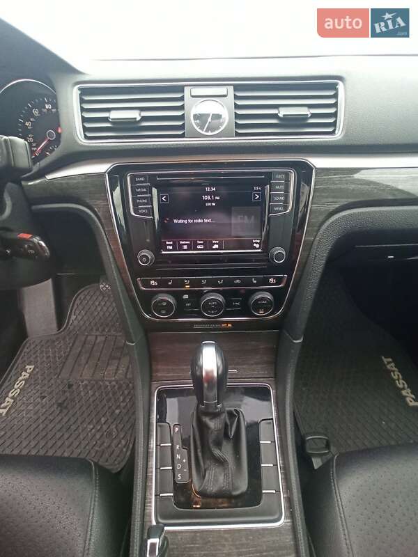 Седан Volkswagen Passat 2016 в Згуровке фото 15 Седан Volkswagen Passat 2016 в Згуровке