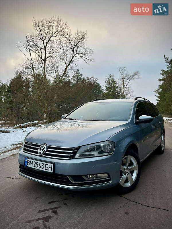 Універсал Volkswagen Passat 2011 в Конотопі