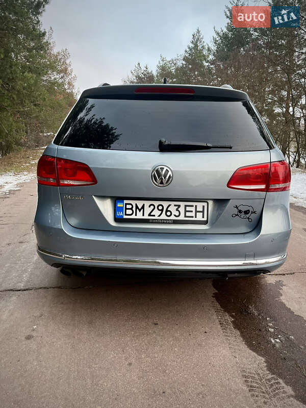 Універсал Volkswagen Passat 2011 в Конотопі