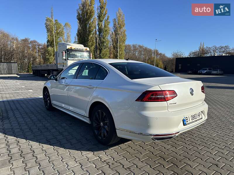 Седан Volkswagen Passat 2018 в Кременчуге