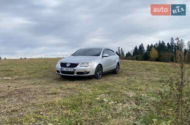 Седан Volkswagen Passat 2010 в Староказачьем