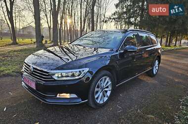 Универсал Volkswagen Passat 2015 в Калуше