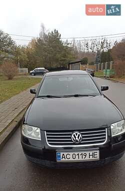 Седан Volkswagen Passat 2001 в Луцьку