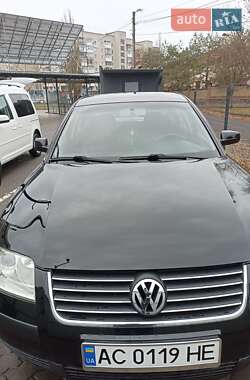 Седан Volkswagen Passat 2001 в Луцьку