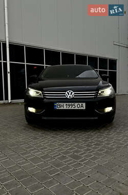 Седан Volkswagen Passat 2012 в Одесі