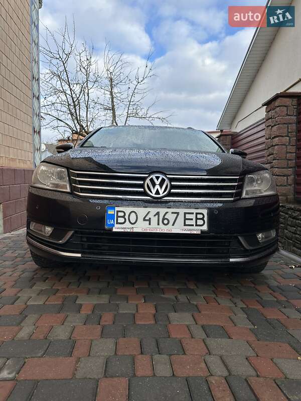 Універсал Volkswagen Passat 2012 в Чорткові