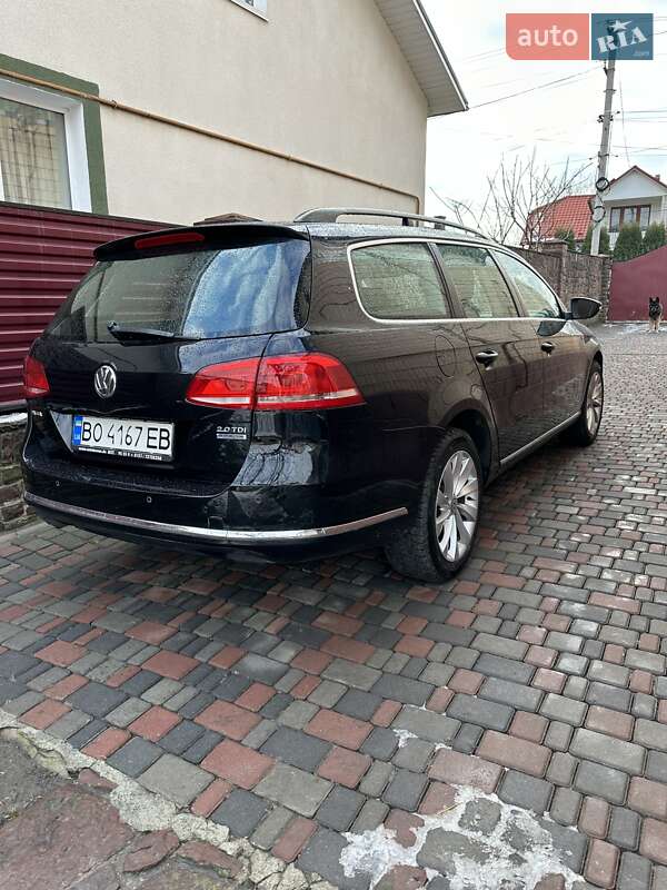 Універсал Volkswagen Passat 2012 в Чорткові