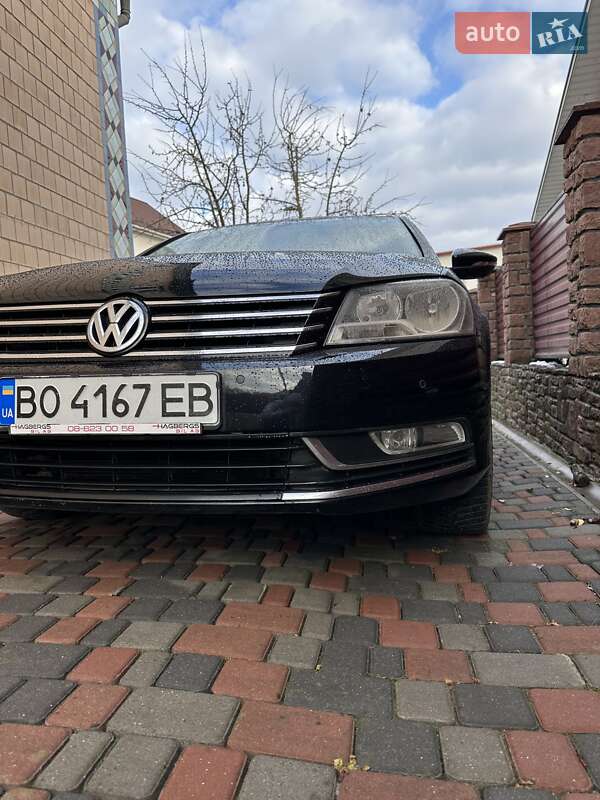 Універсал Volkswagen Passat 2012 в Чорткові