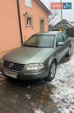 Седан Volkswagen Passat 2001 в Каменец-Подольском