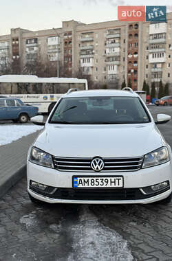 Универсал Volkswagen Passat 2011 в Житомире