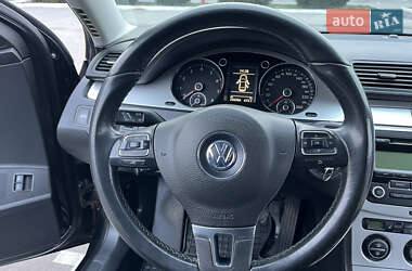 Седан Volkswagen Passat 2009 в Богуславе