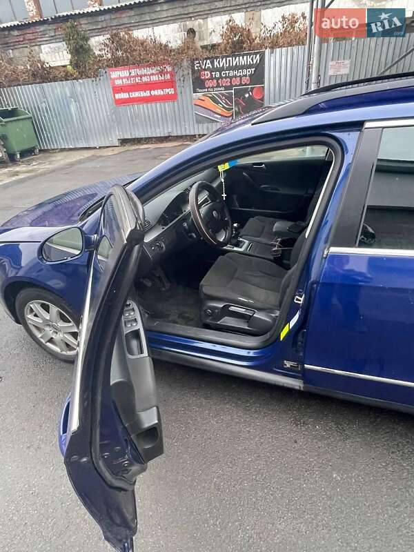 Універсал Volkswagen Passat 2008 в Звягелі