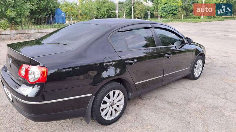 Седан Volkswagen Passat 2007 в Днепре