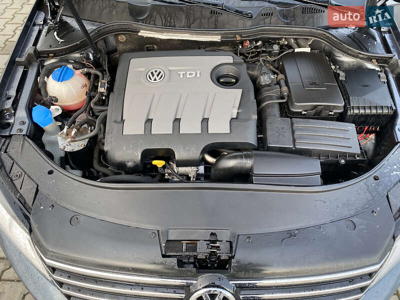 Універсал Volkswagen Passat 2014 в Івано-Франківську
