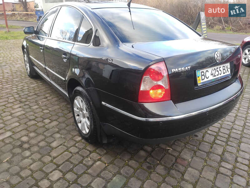 Седан Volkswagen Passat 2003 в Шептицькому