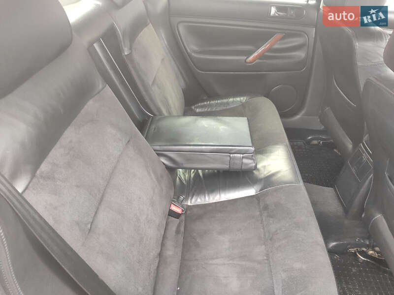 Седан Volkswagen Passat 2003 в Шептицькому