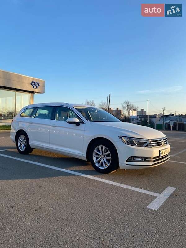 Універсал Volkswagen Passat 2016 в Києві