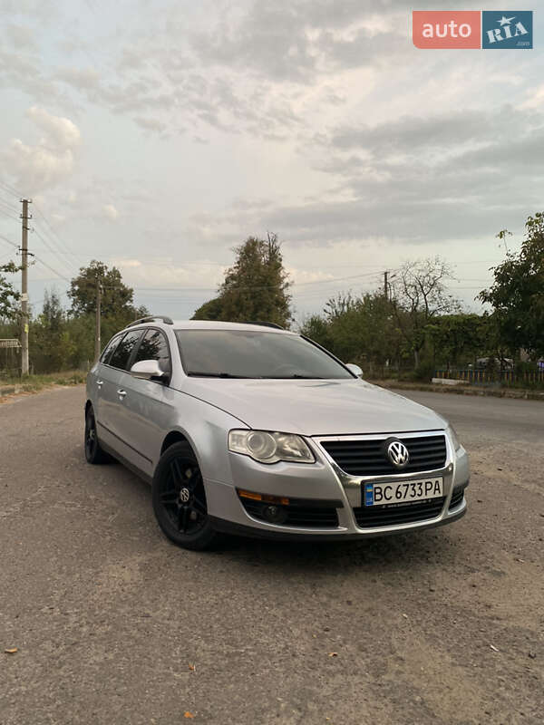 Универсал Volkswagen Passat 2006 в Львове