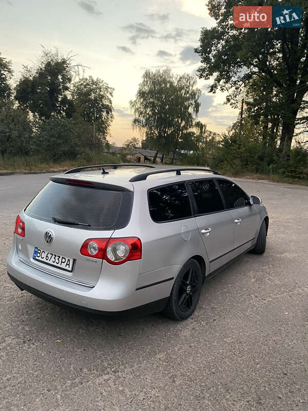 Универсал Volkswagen Passat 2006 в Львове
