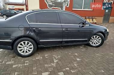 Седан Volkswagen Passat 2006 в Березному