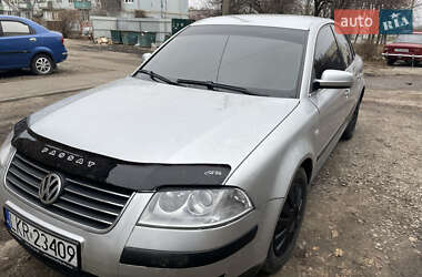 Седан Volkswagen Passat 2002 в Ізмаїлі