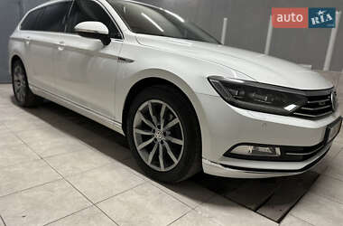 Универсал Volkswagen Passat 2015 в Запорожье