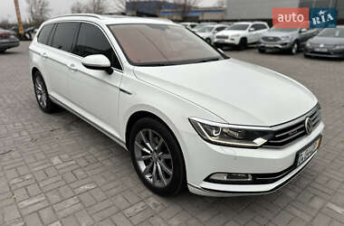 Универсал Volkswagen Passat 2015 в Запорожье