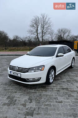 Седан Volkswagen Passat 2013 в Стрию