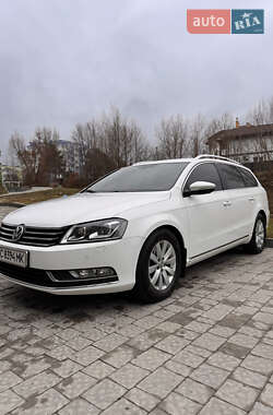 Универсал Volkswagen Passat 2011 в Новояворовске