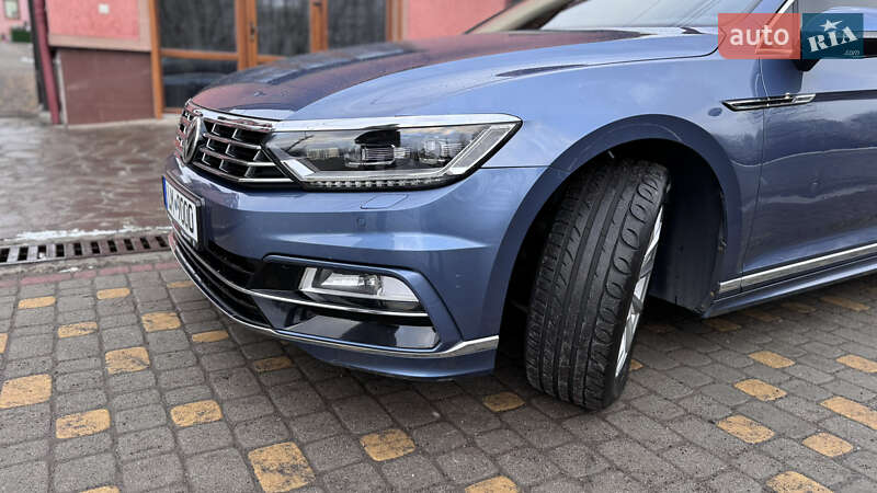 Седан Volkswagen Passat 2015 в Сваляве