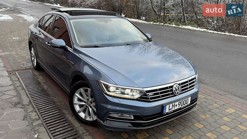 Седан Volkswagen Passat 2015 в Сваляве