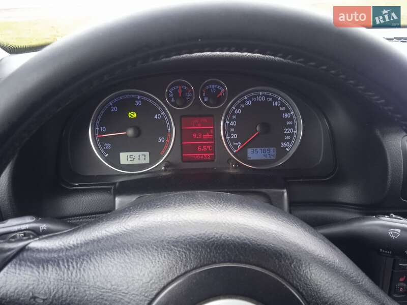 Універсал Volkswagen Passat 2003 в Верховині