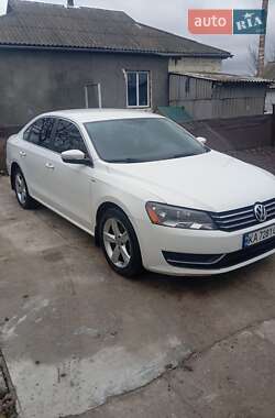 Седан Volkswagen Passat 2013 в Врадіївці