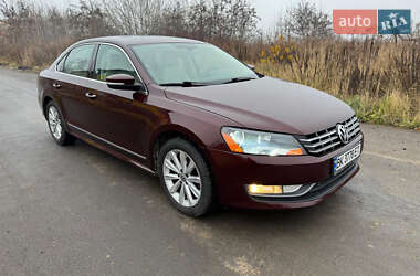 Седан Volkswagen Passat 2012 в Рівному