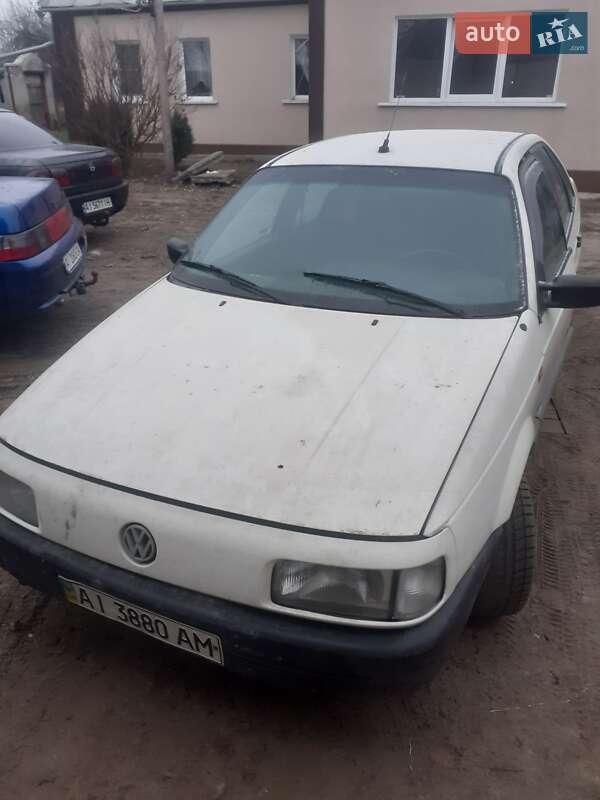 Седан Volkswagen Passat 1991 в Таращі