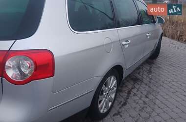 Універсал Volkswagen Passat 2006 в Львові