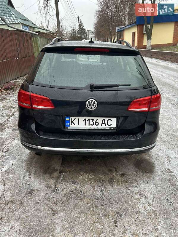 Універсал Volkswagen Passat 2013 в Гостомелі