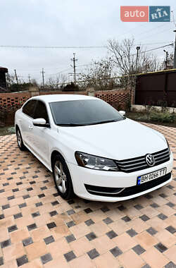 Седан Volkswagen Passat 2012 в Одессе