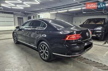 Седан Volkswagen Passat 2018 в Киеве