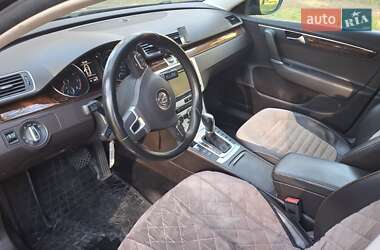Седан Volkswagen Passat 2012 в 