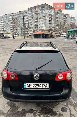 Універсал Volkswagen Passat 2005 в Запоріжжі