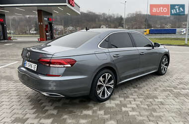Седан Volkswagen Passat 2021 в 