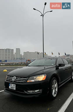 Седан Volkswagen Passat 2014 в Києві