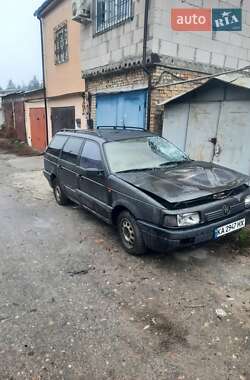 Універсал Volkswagen Passat 1989 в Києві