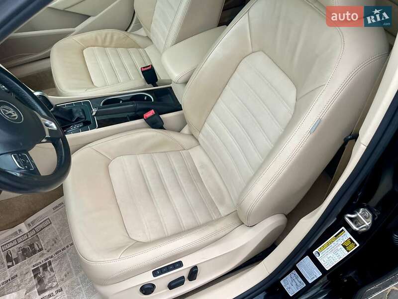 Седан Volkswagen Passat 2015 в Житомирі