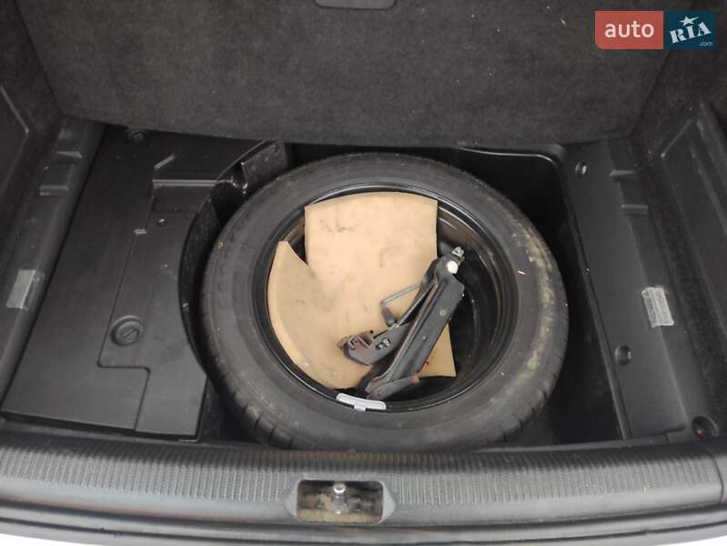 Универсал Volkswagen Passat 2006 в Коломые