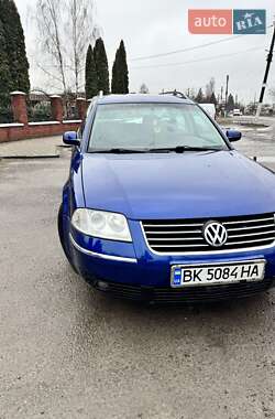 Універсал Volkswagen Passat 2001 в Костопілі