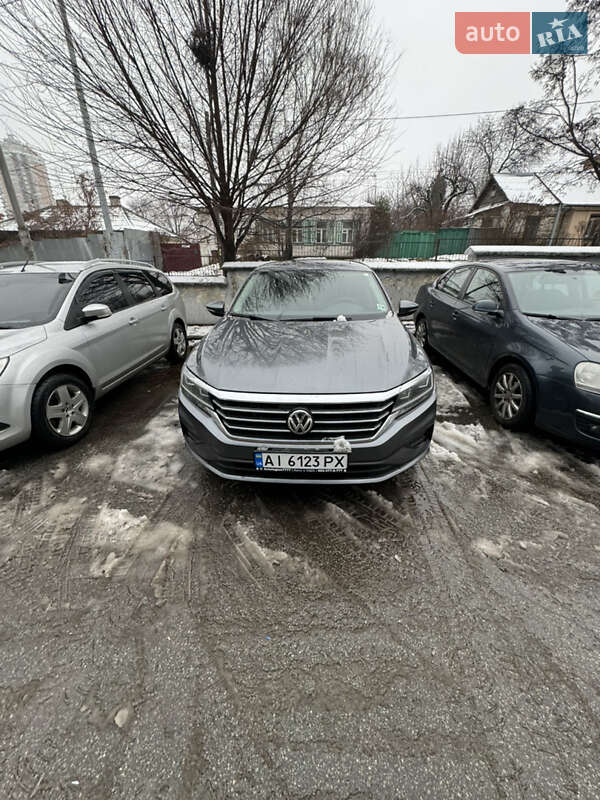 Седан Volkswagen Passat 2021 в Киеве